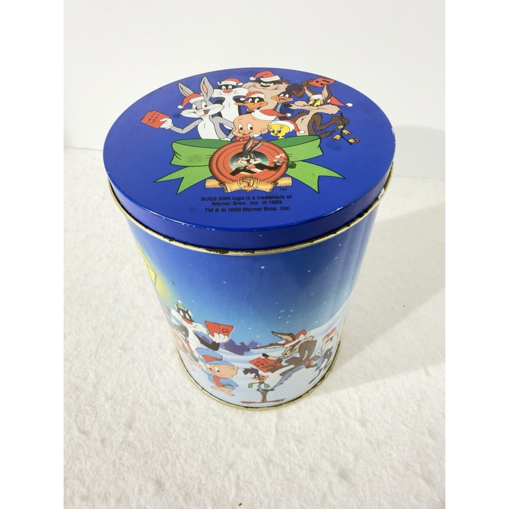 Vtg 1990 Looney Tunes Cartoon Brach's Candy Tin Christmas Bugs Bunny Taz Porky